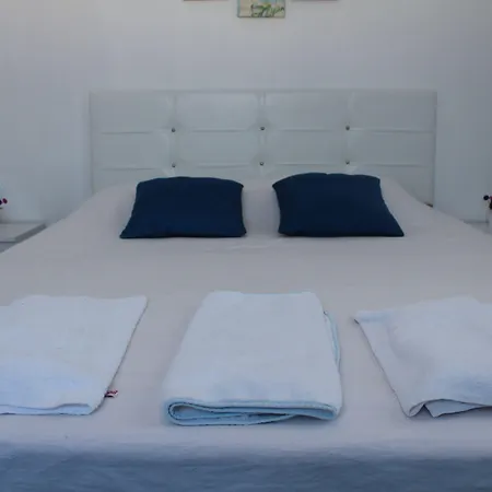 Hotel Mavi & Restaurant