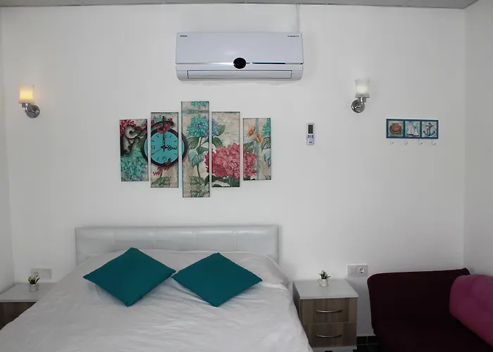 Mavi & Restaurant 迪迪姆