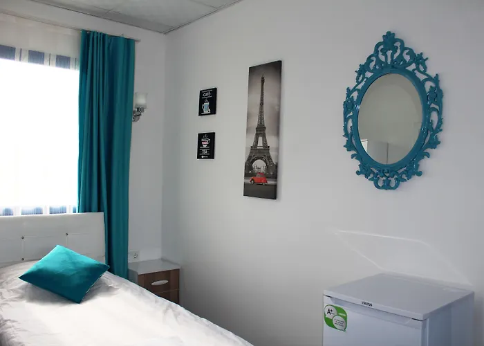 Mavi & Restaurant 2*