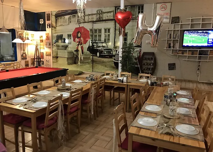 Mavi & Restaurant 2*