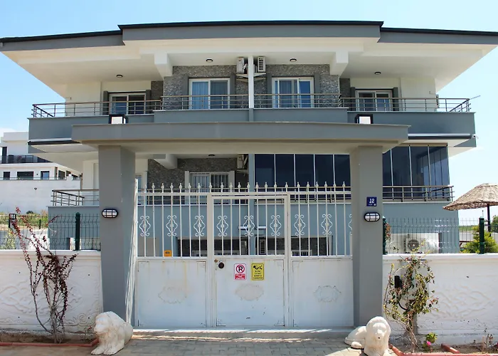 Mavi & Restaurant Otel 2*