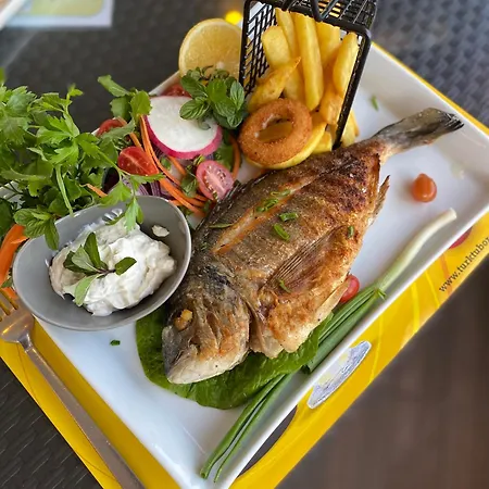 Szálloda Mavi & Restaurant 2*