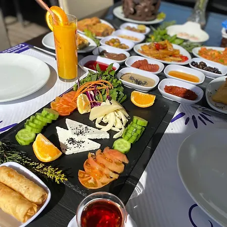 Mavi & Restaurant 2* Didim