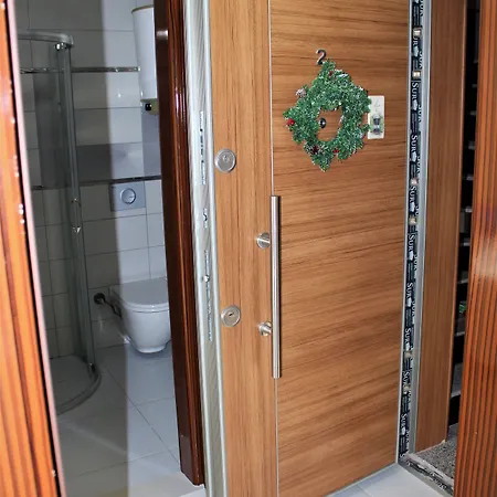 酒店 Mavi & Restaurant 2*