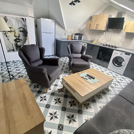 Mavi & Restaurant ホテル