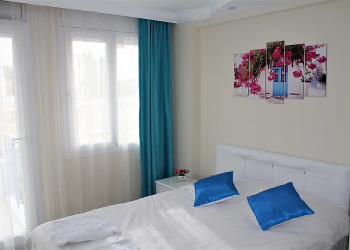 Mavi & Restaurant Hotel 2*