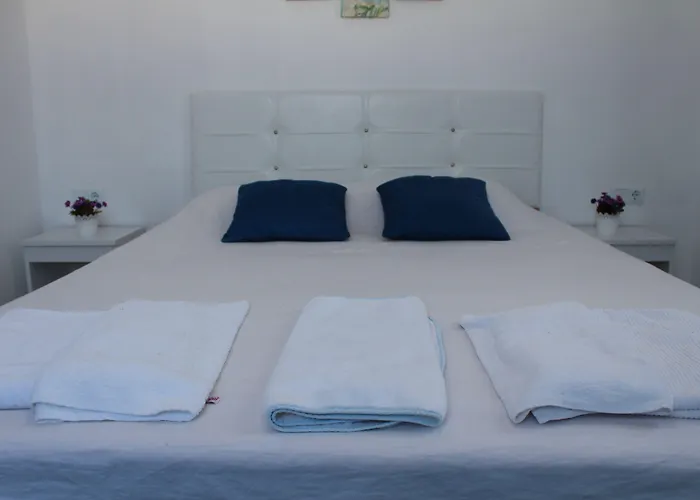 Hotel Mavi & Restaurant