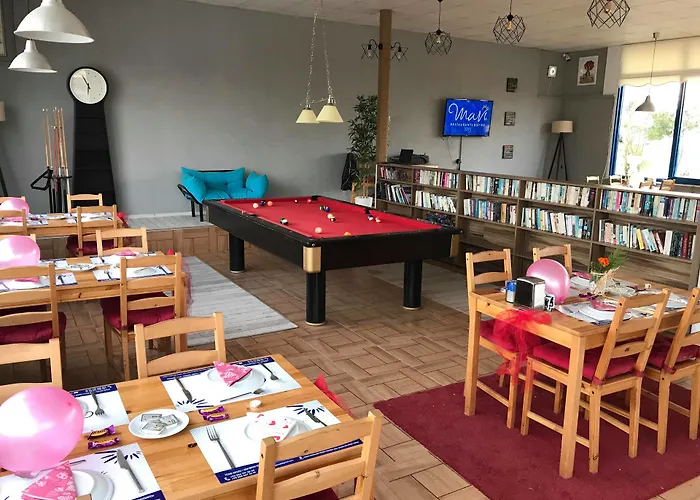 Mavi & Restaurant 2*